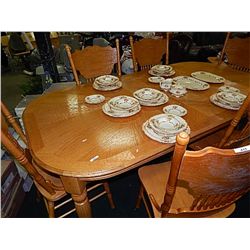 OAK DINING TABLE WITH LEAF