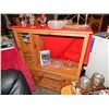 Image 2 : ENTERTAINMENT CABINET