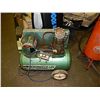 Image 1 : SPEED AIRE HORIZONTAL AIR COMPRESSOR - WORKING