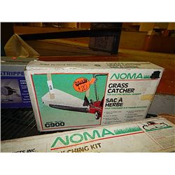 NOMA GRASS CATCHER - NEW