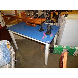 MAPLE TABLE - BLUE AND WHTIE