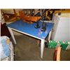 Image 1 : MAPLE TABLE - BLUE AND WHTIE