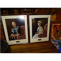 VINTAGE FRAMED PRINT - KING AND QUEEN - 2 TOTAL
