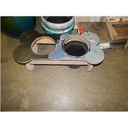 DOUBLE PLANT POT HOLDER