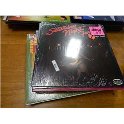 LOT OF ASSORTED VINYL RECORDS