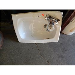 BATHROOM SINK AND TAPS