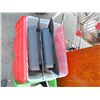 Image 2 : TOTE WITH ROOF VENTS - 2