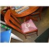 Image 1 : VINTAGE OAK T-BACK DINING CHAIRS - 3 TOTAL