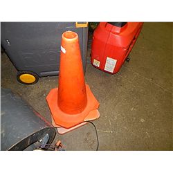 PILON ROAD CONE - MED - 4