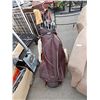Image 1 : GOLF CLUBS, BAG AND CART