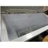 Image 2 : DEEP FREEZE - APPROX. 50" - WORKING