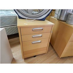 OFFICE PEDESTAL CABINET - ON WHEELS - 3 DRAWER