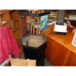 HEXAGON TANK AND STAND - NEW - RETAIL $150.00
