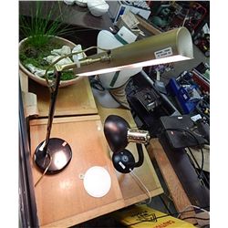 BRASS TABLE LAMP