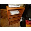 Image 2 : OAK BOOK CASE