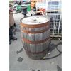 Image 1 : WOOD WHISKEY BARREL