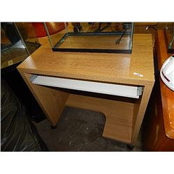 TABLE ON WHEELS