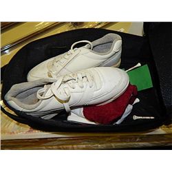 LADY'S GOLF SHOES