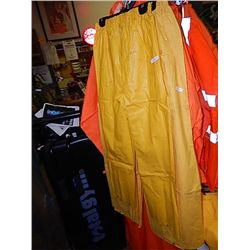 RAIN GEAR - ADULT PANTS - YELLOW –ELASTIC WAIST -M RETAIL $25 - BUY NOW IN HOUSE - $10 EA SET