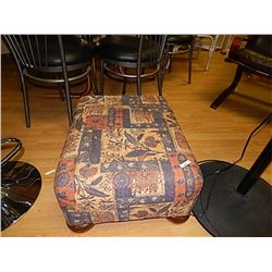 FOOT STOOL