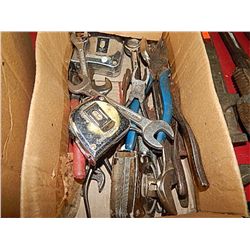 BOX OF ASSORTED TOOLS