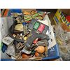 Image 1 : BOX OF HARDWARE