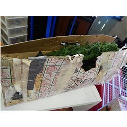 ARTIFICIAL CHRISTMAS TREE