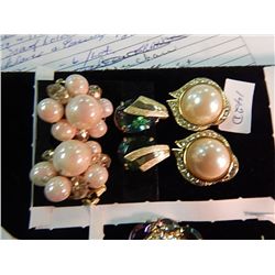 LOT OF EARINGS - 3PR - CLIP ON