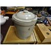 Image 1 : MEDALTA 4G CROCK WITH LID (LID AS-IS)