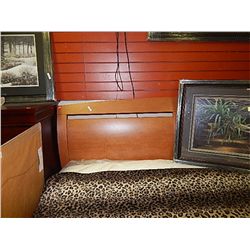 KING HEAD BOARD - MADE IN CANADA