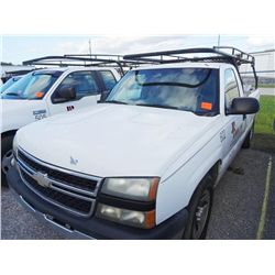 2006 Chevy Silverado 1500 STD. Cab Longbed P/U