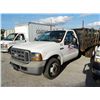 Image 1 : 2005 Ford F350 XL S.D. Std. Cab 12' Stakebed Truckw/Lift Gate