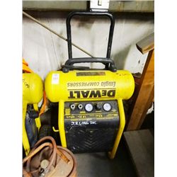 Dewalt 4.5 Gallon Contractor Compressor