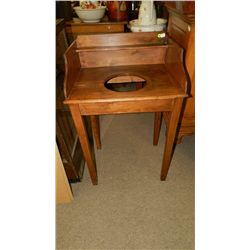 Primitive pitcher and bowl stand SSR