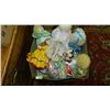 Image 1 : 235) Box of dolls