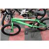Image 1 : BMX GREEN BIKE
