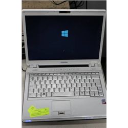 WHITE TOSHIBA SATELLITE LAPTOP W/WEBCAM WIN 8.1