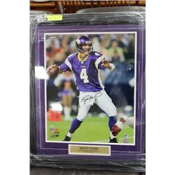 BRETT FAVRE AUTHENTIC AUTOGRAPHED PICTURE W/COA