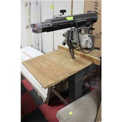 BLACK & DECKER RADIAL ARM SAW