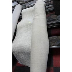 SHOWHOME LARGE SHAG STYLE AREA CARPET