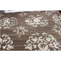 SHOWHOME 5 X 8 AREA CARPET