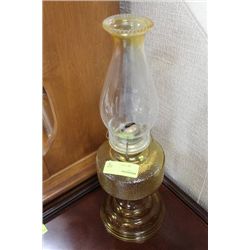 ESTATE YELLOW GLASS OIL LAMP