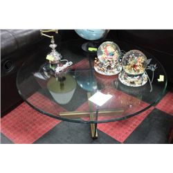 SHOWHOME GLASS ETCHED TABLE