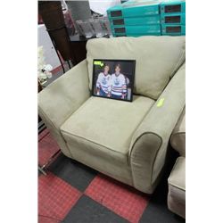 PR OF SHOWHOME OLIVE GREEN FABRIC SIDECHAIRS