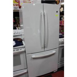 GE WHITE FRENCH DOOR BOTTOM MOUNT FRIDGE