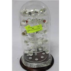 1 THIMBLE COLLECTION IN GLASS CASE