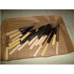 Collection of vintage bakelite handled knives