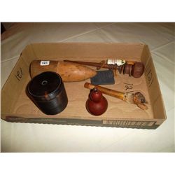 Miscellaneous wood pieces