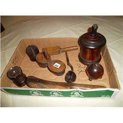 Miscellaneous wood pieces