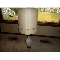 Ceramic and teak wood lamp